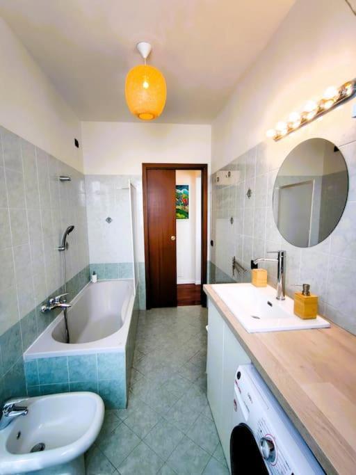 Casa Albertina Grazioso Appartamento Vicino Alla Stazione Monza Exteriör bild