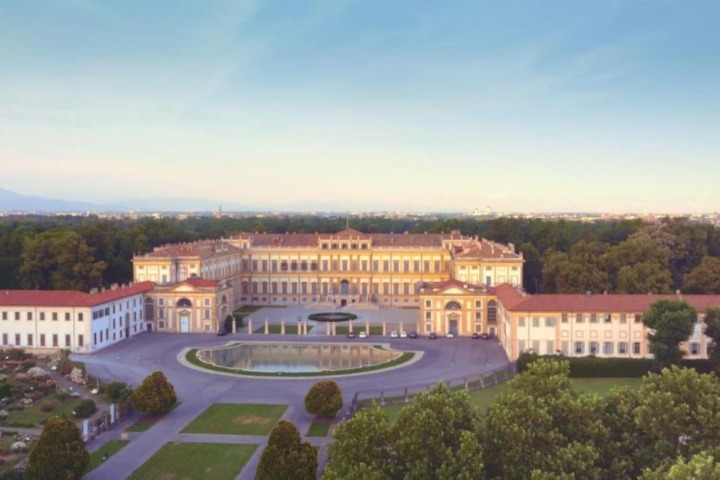 Casa Albertina Grazioso Appartamento Vicino Alla Stazione Monza Exteriör bild