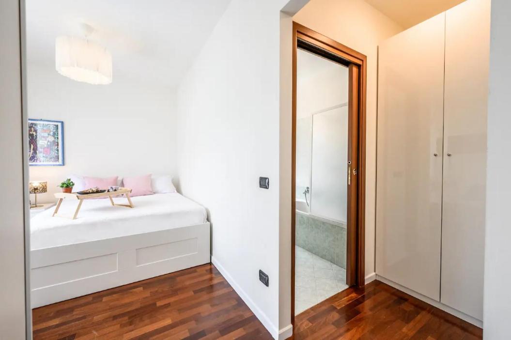Casa Albertina Grazioso Appartamento Vicino Alla Stazione Monza Exteriör bild